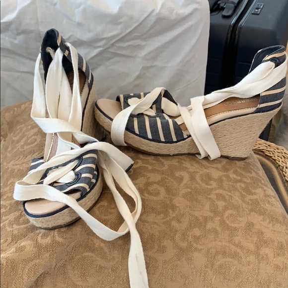 Wedges - Picture 2 of 2